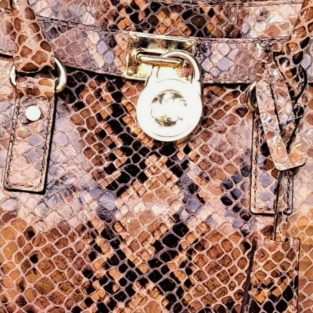 Micheal Kors Stylish Snake Print Tote Bag